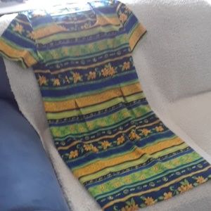 Spring and summer dress.